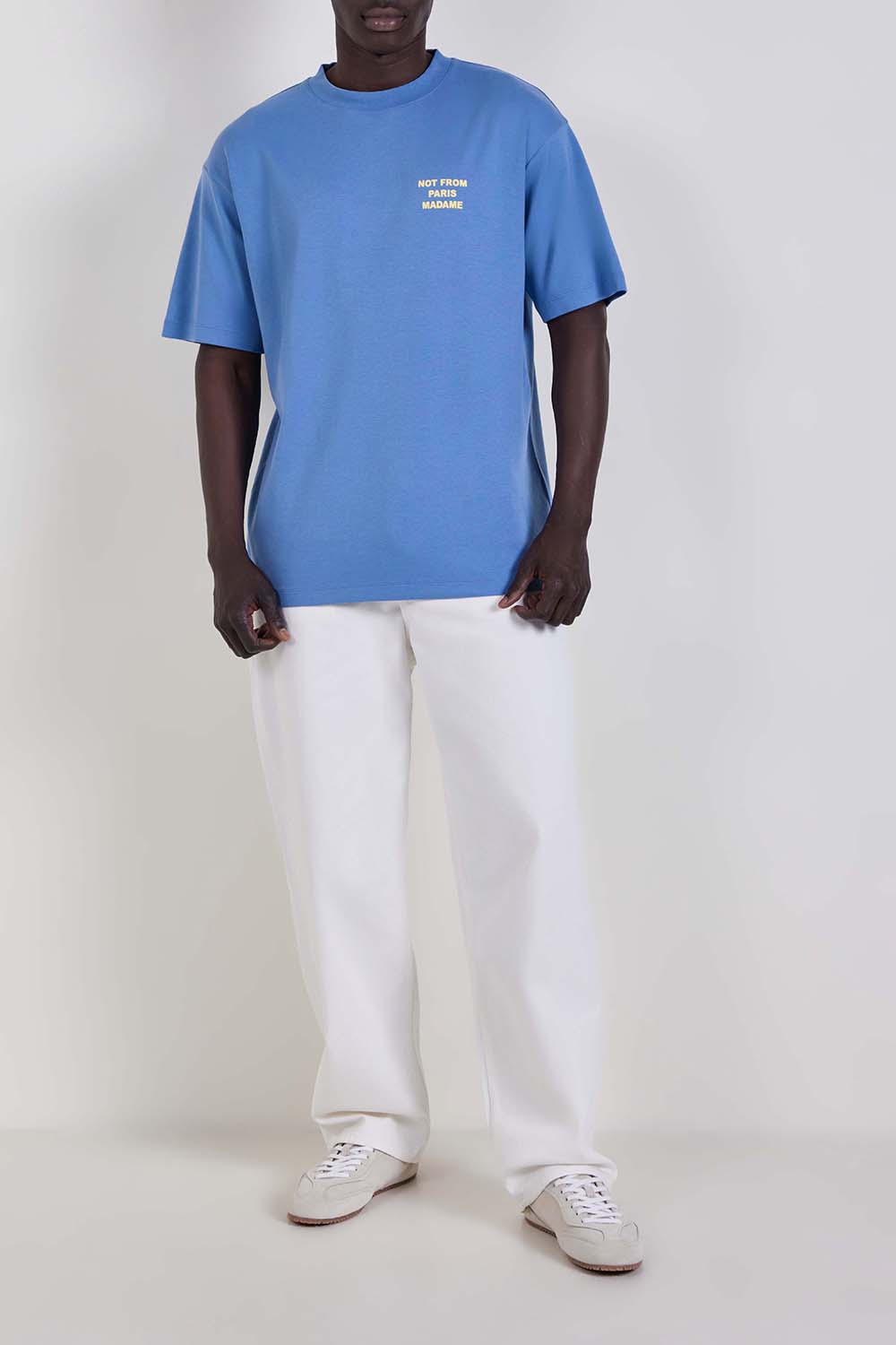 חולצת טי בגזרה משוחררת